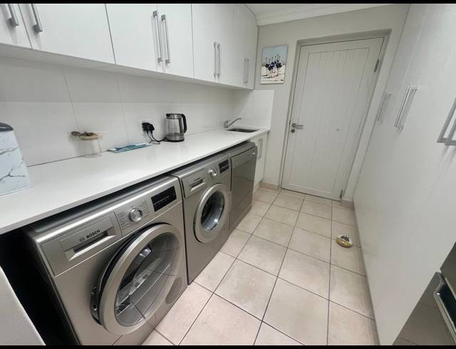 3 BEDROOM HOUSE FOR SALE IN HARTENBOS LANDGOED